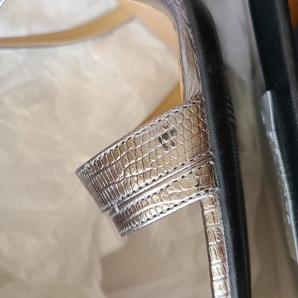 Naturalizer Heels - Picture 5 of 7